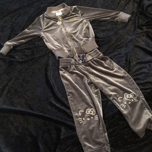 Toddler girls “hello kitty” 2T outfit